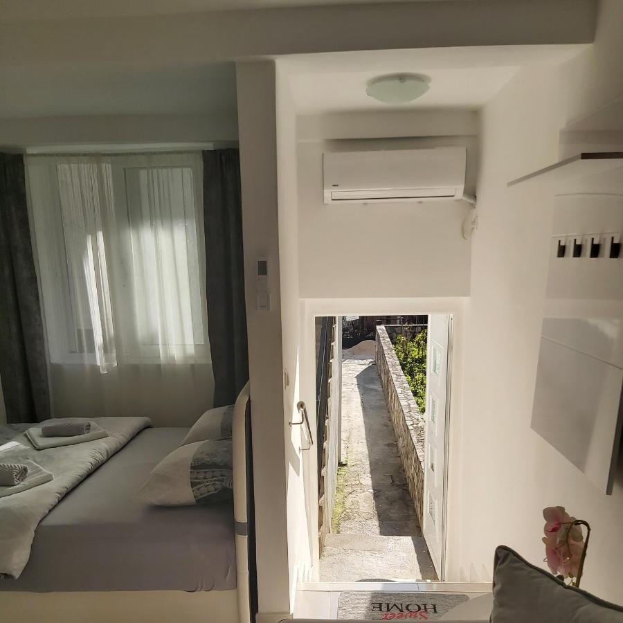 Apartment Marina Kotor Exteriör bild